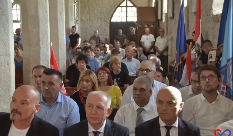 FOTO: Grude obilježile Dan branitelja i Herceg Bosne, čestitku uputio general Ante Gotovina