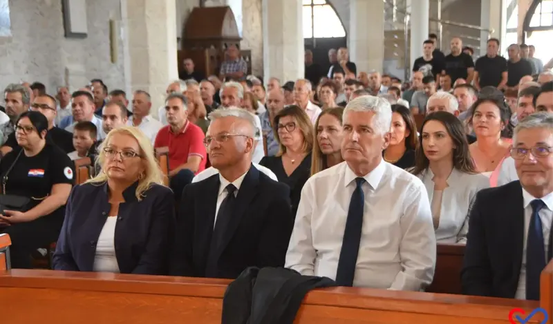 FOTO: Grude obilježile Dan branitelja i Herceg Bosne, čestitku uputio general Ante Gotovina