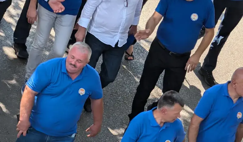FOTO: Mimohod povodom obljetnice nositelja ratnih odličja HVO-a u Mostaru