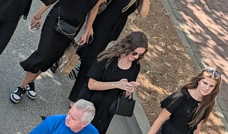 FOTO: Mimohod povodom obljetnice nositelja ratnih odličja HVO-a u Mostaru