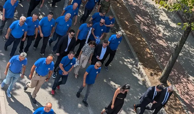 FOTO: Mimohod povodom obljetnice nositelja ratnih odličja HVO-a u Mostaru
