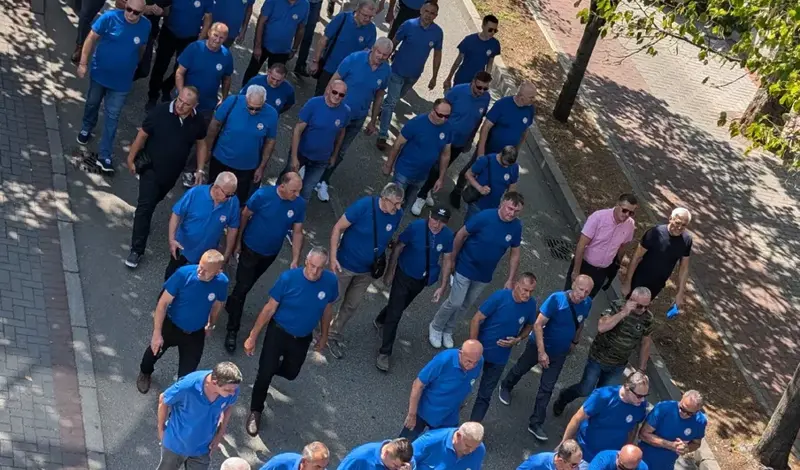 FOTO: Mimohod povodom obljetnice nositelja ratnih odličja HVO-a u Mostaru