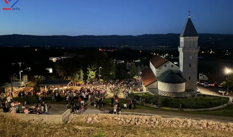 FOTO: Fra Ivo Pavić na tri dana učinio Drinovce vjerskim središtem, uspio je ono što mnogi ne znaju ili ne žele napraviti