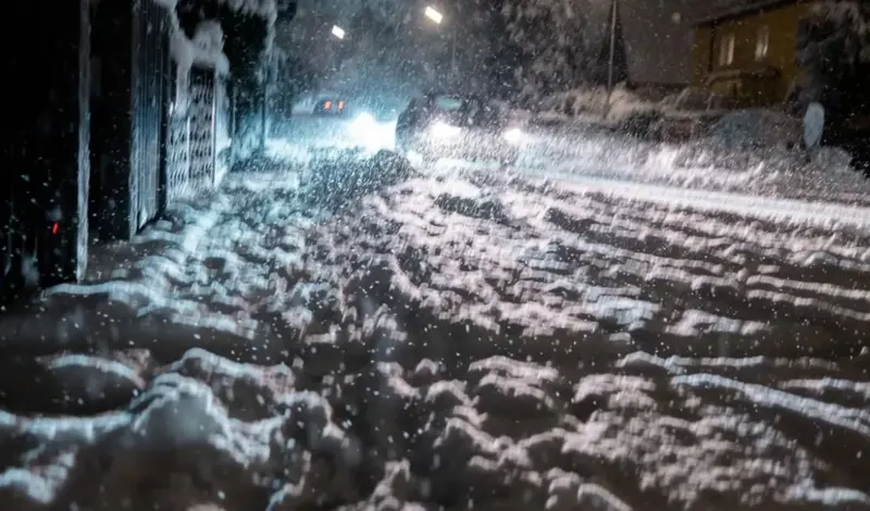 Alpske gradove i skijališta prekrilo 30 cm novog snijega, snježna granica se spušta niže nego što su prognoze najavile