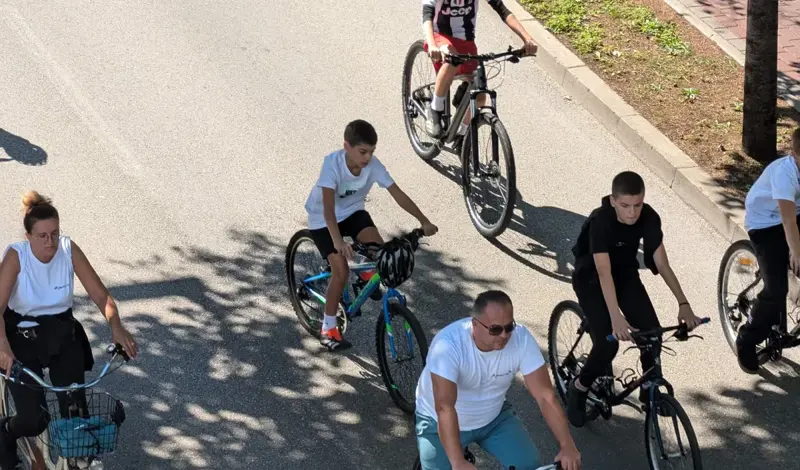 FOTO: Biciklisti 'okupirali' Mostar, odazvali se svi, od malih do velikih