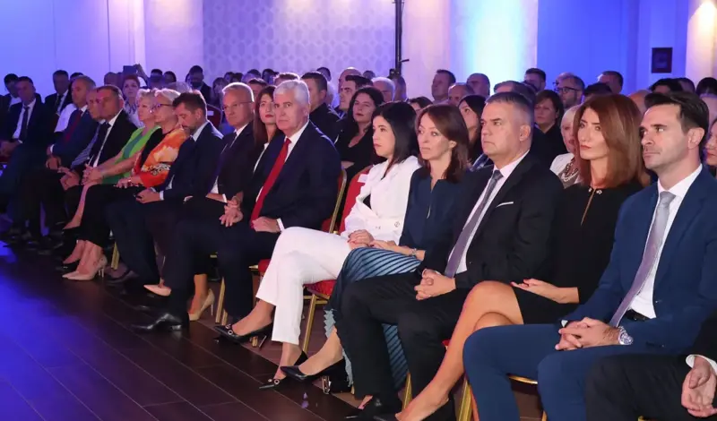 Hrvatsko narodno kazalište u Mostaru obilježilo 30 godina djelovanja