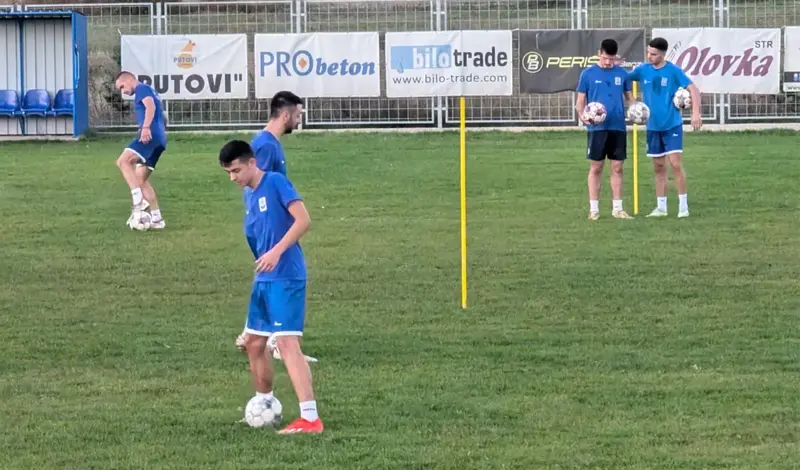 FOTO/VIDEO: Majice igrača HNK Grude natopljene znojem pred utakmicu s Brotnjom!
