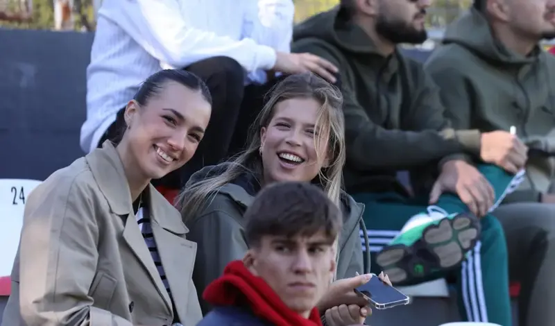 FOTO/VIDEO: Zmijavci dobili travu kao na Alianz areni! Domagoj Čulina im donio pobjedu! Pljeskali Thompson, Kustić, Pletikosa... 