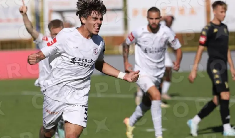 FOTO/VIDEO: Zmijavci dobili travu kao na Alianz areni! Domagoj Čulina im donio pobjedu! Pljeskali Thompson, Kustić, Pletikosa... 