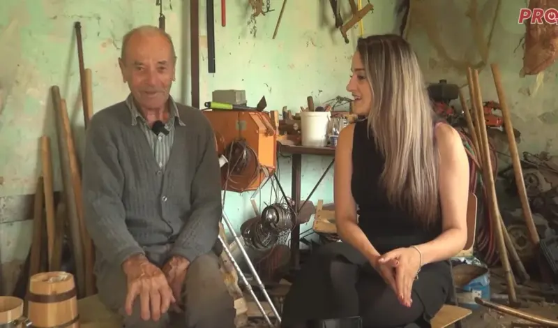 VIDEO: Priča Rude Marića! Nekoć vrsni građevinar, danas izrađuje najbolje bukare