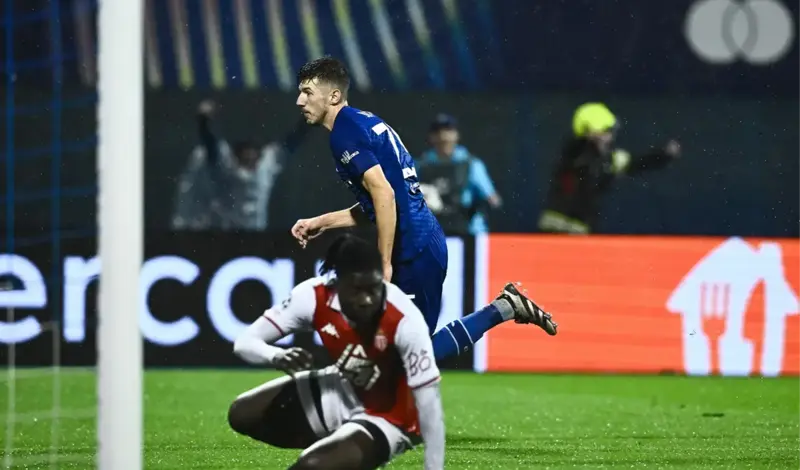 Dinamo imao pobjedu, a onda Nevistić zaplivao, Bernauer loše reagirao... završilo je 2:2