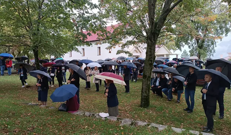 Misom zadušnicom obilježena 31. obljetnica na Vrdima FOTO