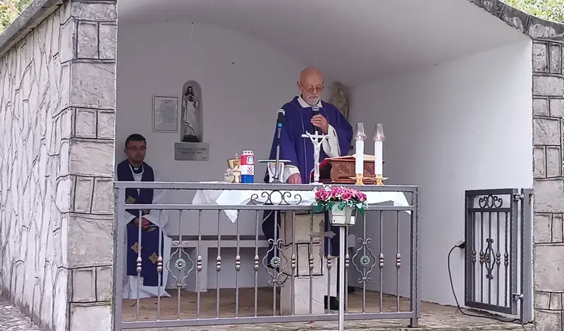 Misom zadušnicom obilježena 31. obljetnica na Vrdima FOTO