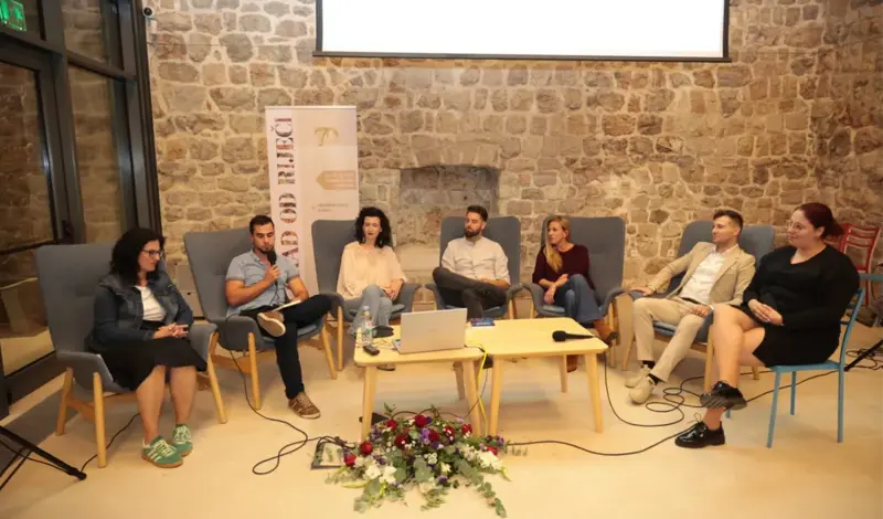 Željko Andrijanić zatvorio „Grad od riječi“ u Dubrovniku, prihod od prodaje knjige donira za žrtve poplava