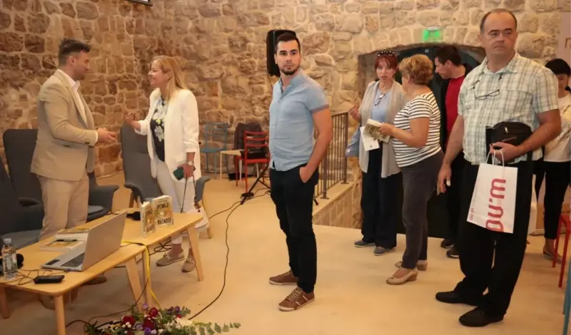 Željko Andrijanić zatvorio „Grad od riječi“ u Dubrovniku, prihod od prodaje knjige donira za žrtve poplava