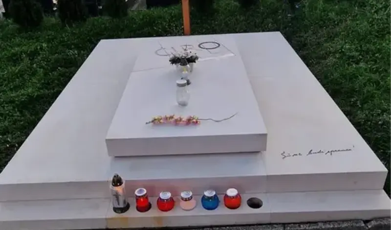 Ćiro dobio grobnicu! Trener svih trenera ima i poruku za sve nas, jer sve nas isto čeka...