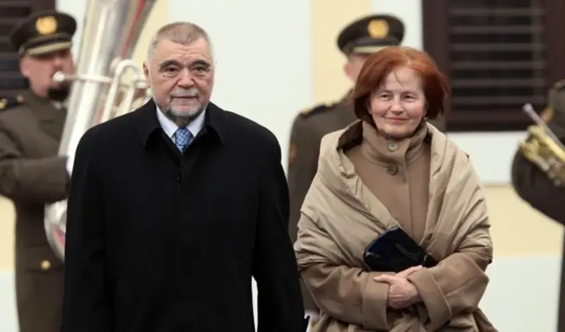 Preminula supruga Stipe Mesića, bila je tiha i nenametljiva u odnosu na njega