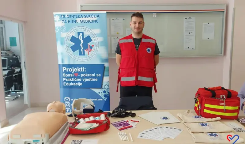 FOTO: Sajam sekcija na Medicinskom fakultetu u Mostaru uspješan i raznolik