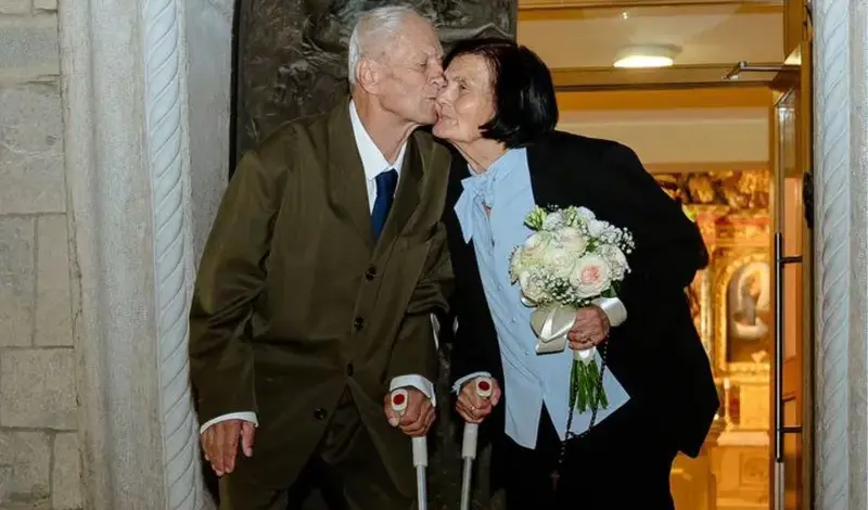 Fra Marko Bandić predvodio obnovu zavjeta Dragice i Petra Hercega! 'Sve je isto kao i prije 60 godina, samo je sada više svata i obilniji ručak'