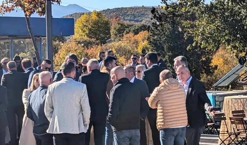 FOTO: POČEO 12. SUSRET GOSPODARSTVENIKA OPĆINE GRUDE, razgovara se o cestovnim temama