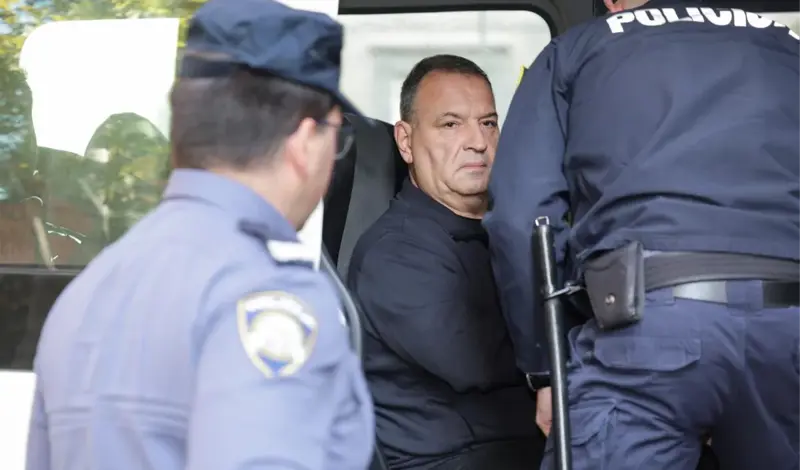 Kako je pala mafija! Ovo su poruke koje su Petrači i Pozder slali! Zube slomili na KBC-u Split: 'Oni su država u državi'