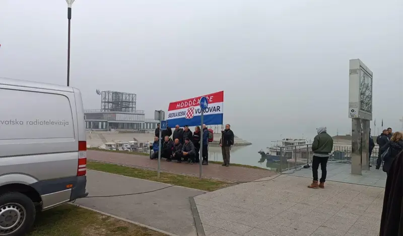 Deseci tisuća ljudi u Koloni sjećanja! Svjedočimo emocijama i pijetetu naroda