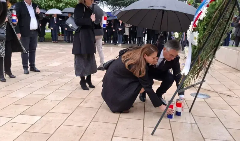 FOTO: Političko vodstvo Hrvata u BiH okupilo se u Grudama, u tijeku je svečana sjednica