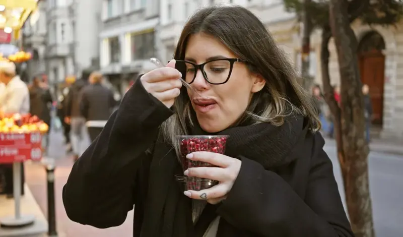 Samo dvije šalice ovog voća dnevno mogu zamijeniti multivitaminske tablete! Snižava tlak, kolesterol i šećer