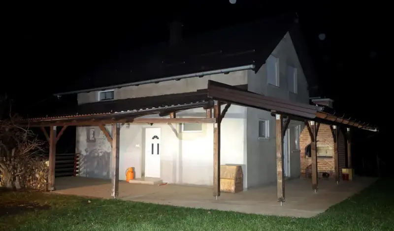 ‘Kuća roditelja mrtvih beba zadnja je u selu, on je hodao okolo u crnoj halji, nosi dugu bradu. Vidjela sam jednom djevojčicu...‘
