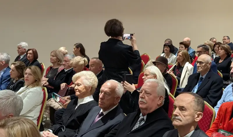FOTO: Josip Muselimović predstavio novu knjigu i proslavio 80. rođendan!
