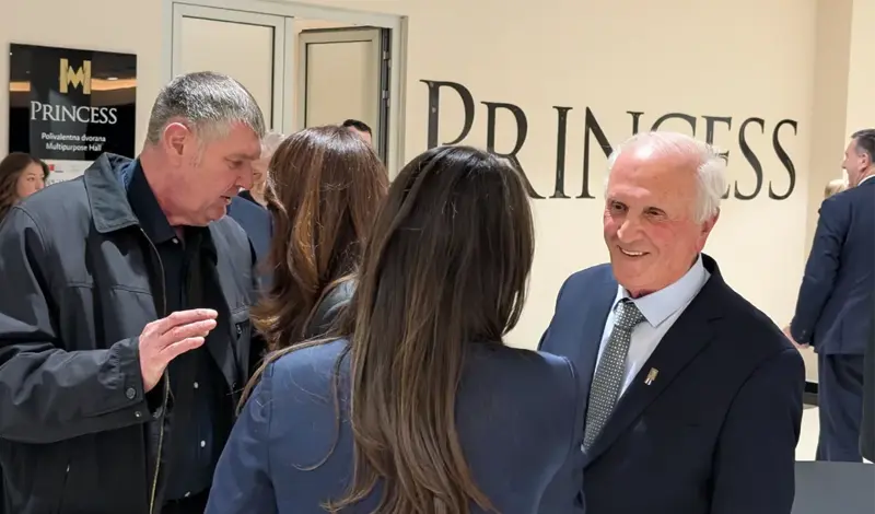 FOTO: Josip Muselimović predstavio novu knjigu i proslavio 80. rođendan!