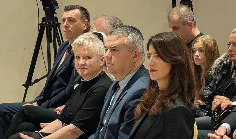 FOTO: Josip Muselimović predstavio novu knjigu i proslavio 80. rođendan!