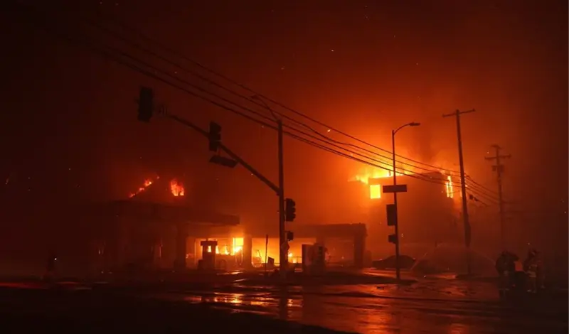 Los Angeles gori! Milijuni bez struje, spaljena najskuplja četvrt u zemlji