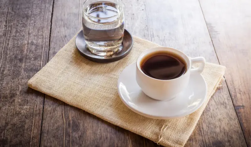 Kava i čaša vode! Kombinacija koja je izuzetno bitna