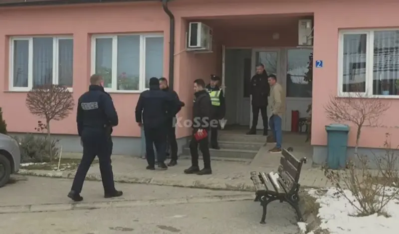 Napeto na Kosovu. Policija zatvara paralelne institucije Srbije, u Beogradu bijesni 