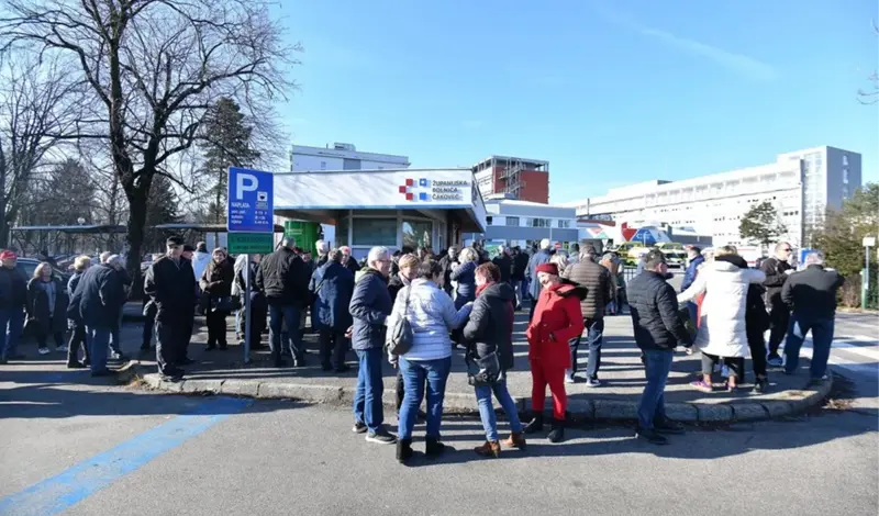 Deset kirurga dalo otkaz u hrvatskoj bolnici, ovo je kriza bez presedana, krenuli prosvjedi