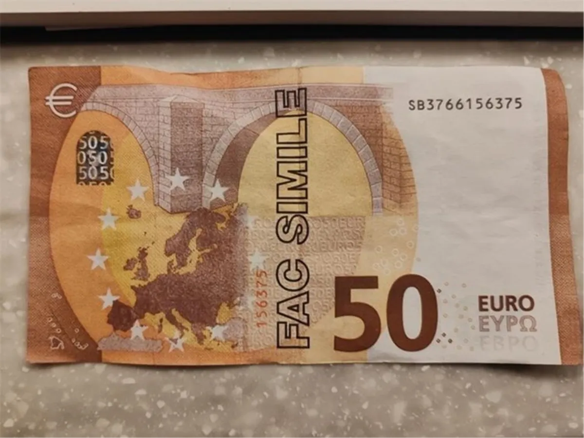 U hrvatskom gradu masovno se plaćalo s ovakvom novčanicom od 50 eura. Policija upozorila ljude na prevaru