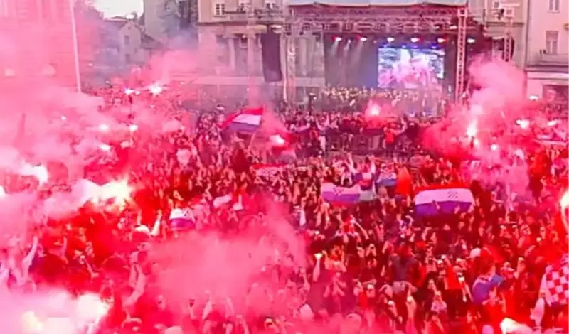 OVAKO JE ZAGREB IZGLEDAO U TRENUTKU KAD JE THOMPSON DOŠAO MEĐU RUKOMETAŠE