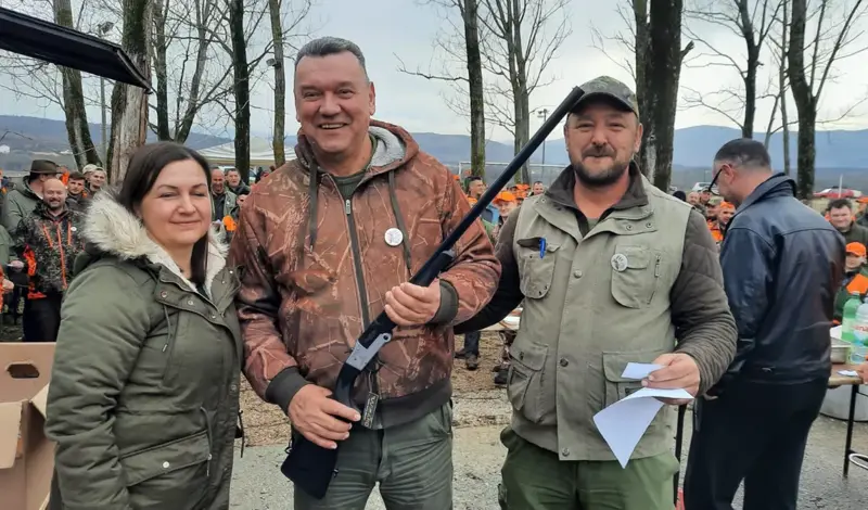 HLU Malič Grude uspješno organizirao hajku na štetočinu, a onda odličnu feštu i pomoć sugrađaninu FOTO
