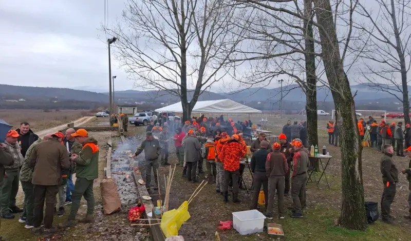 HLU Malič Grude uspješno organizirao hajku na štetočinu, a onda odličnu feštu i pomoć sugrađaninu FOTO