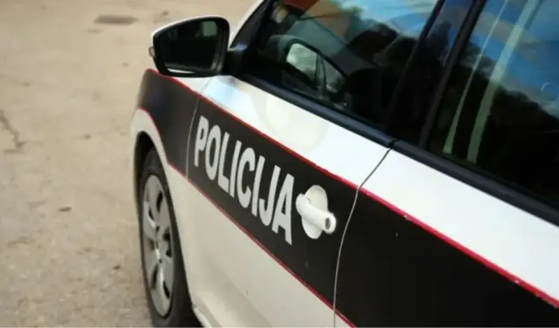 Užas u Žepču: Ranio čovjeka, njegove suprugu i sina pa počinio samoubojstvo