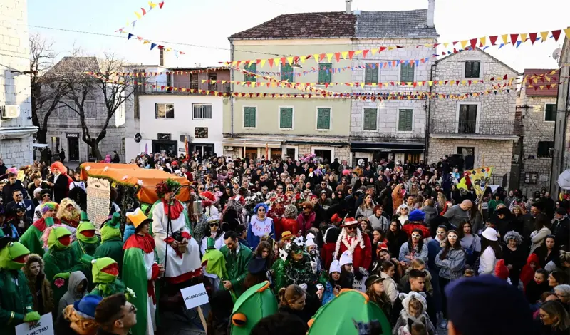 FOTO: Je li Imotski najjači grad na svi(je)tu! I Trump došao na karneval