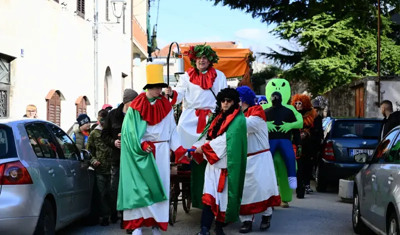 FOTO: Je li Imotski najjači grad na svi(je)tu! I Trump došao na karneval