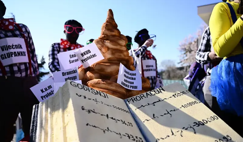 FOTO: Je li Imotski najjači grad na svi(je)tu! I Trump došao na karneval