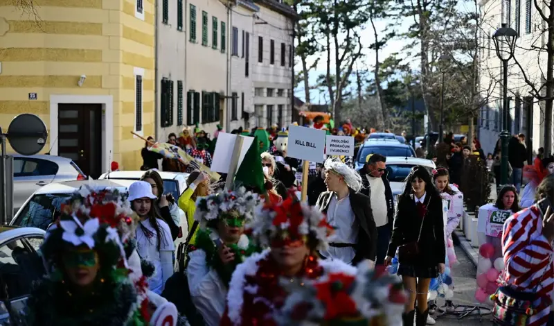 FOTO: Je li Imotski najjači grad na svi(je)tu! I Trump došao na karneval