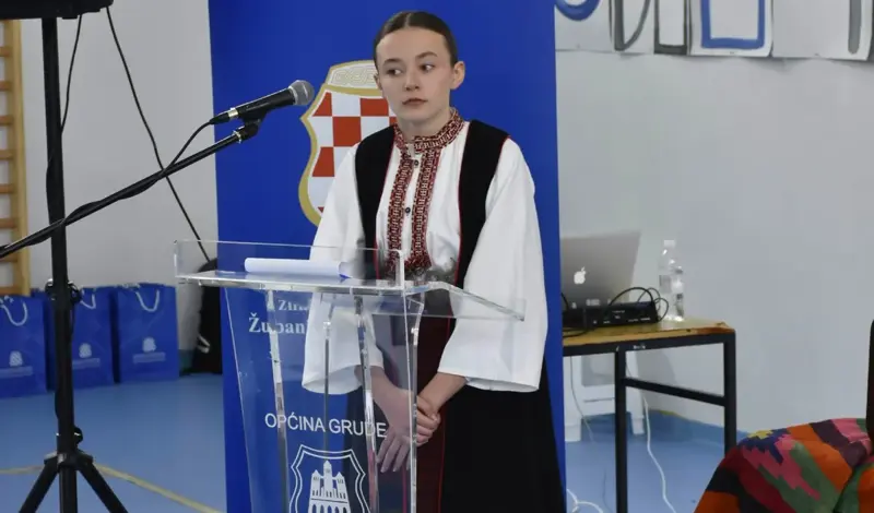FOTO: Izabrani najbolji pisci i recitatori na Danima hrvatskog jezika na razini ZHŽ-a, Tihaljina bila domaćin događaja