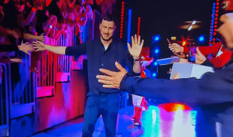 VIDEO: 11 minuta čarolije, evo kako su se navijači i Drago Ćosić oprostili od Duvnjaka, Karačića i Pešića