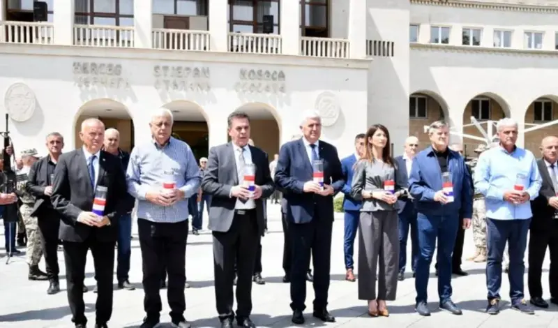 Počast poginulim pripadnicima HVO-a i HV-a uz poruke zajedništva i političke odgovornosti 