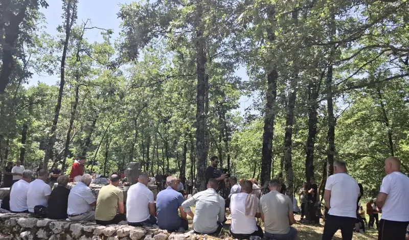 Služena misa na Biskupovu grobu FOTO