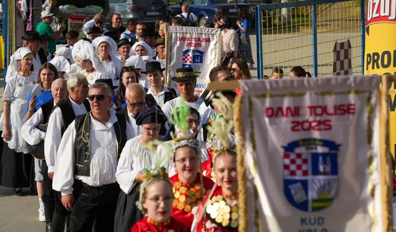 FOTO Zatvoreni 19. ''Dani Tolise'': Jedno od najposebnijih mjesta u BiH vjerno čuva običaje